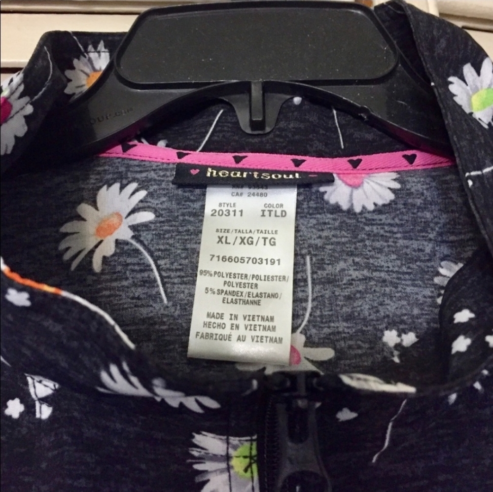 Nursing scrub jacket